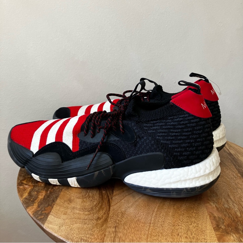 Adidas | Trae Young 2 IF2163 Men's Basketball Shoes - Picture 2 of 8